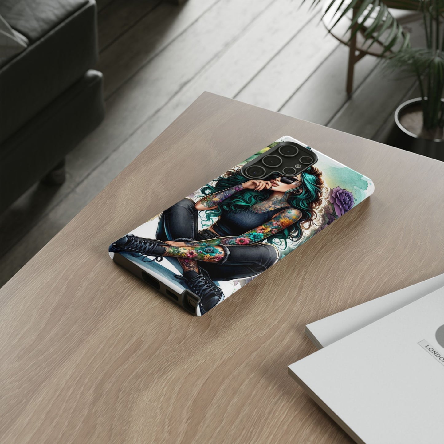 Urban Wildflower – Edgy Tattooed Beauty Mobile Cover